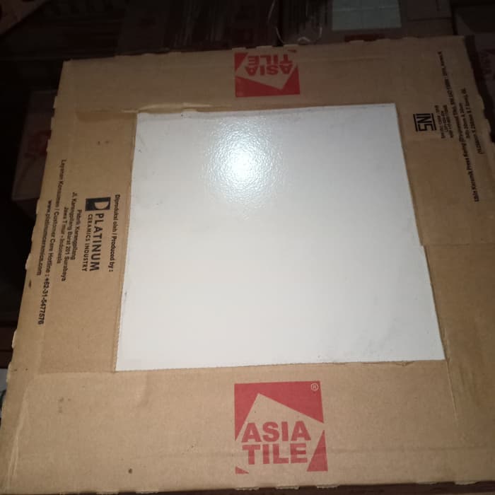 KERAMIK 30/30 PUTIH KW1 ASIATILE MURANO 1D=10LBR (AA)